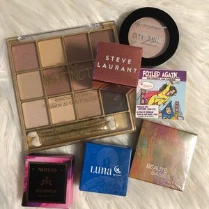 Bundle of 7 Eyeshadows ❤️